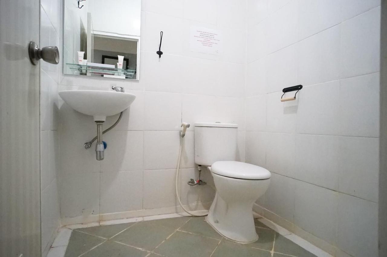 Reddoorz At Sani Guest House Balikpapan エクステリア 写真