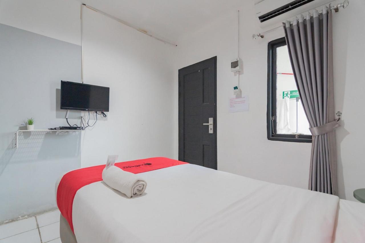 Reddoorz At Sani Guest House Balikpapan エクステリア 写真