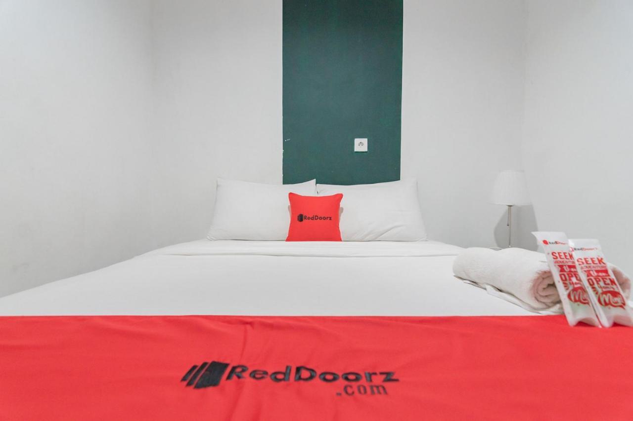 Reddoorz At Sani Guest House Balikpapan エクステリア 写真