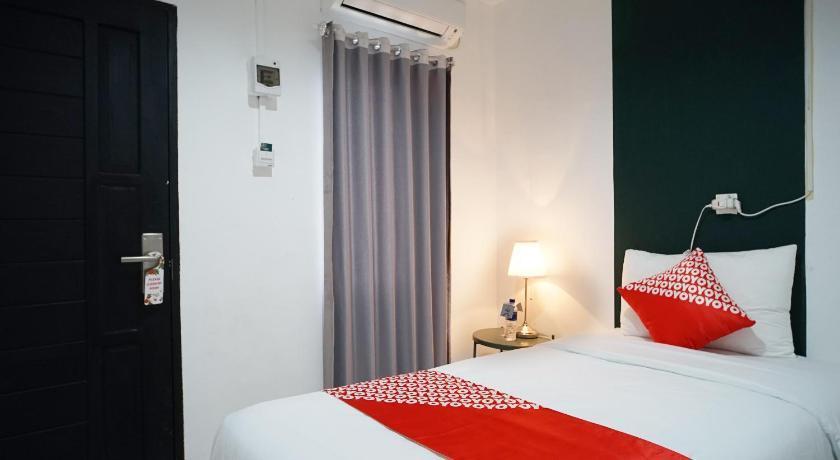 Reddoorz At Sani Guest House Balikpapan エクステリア 写真