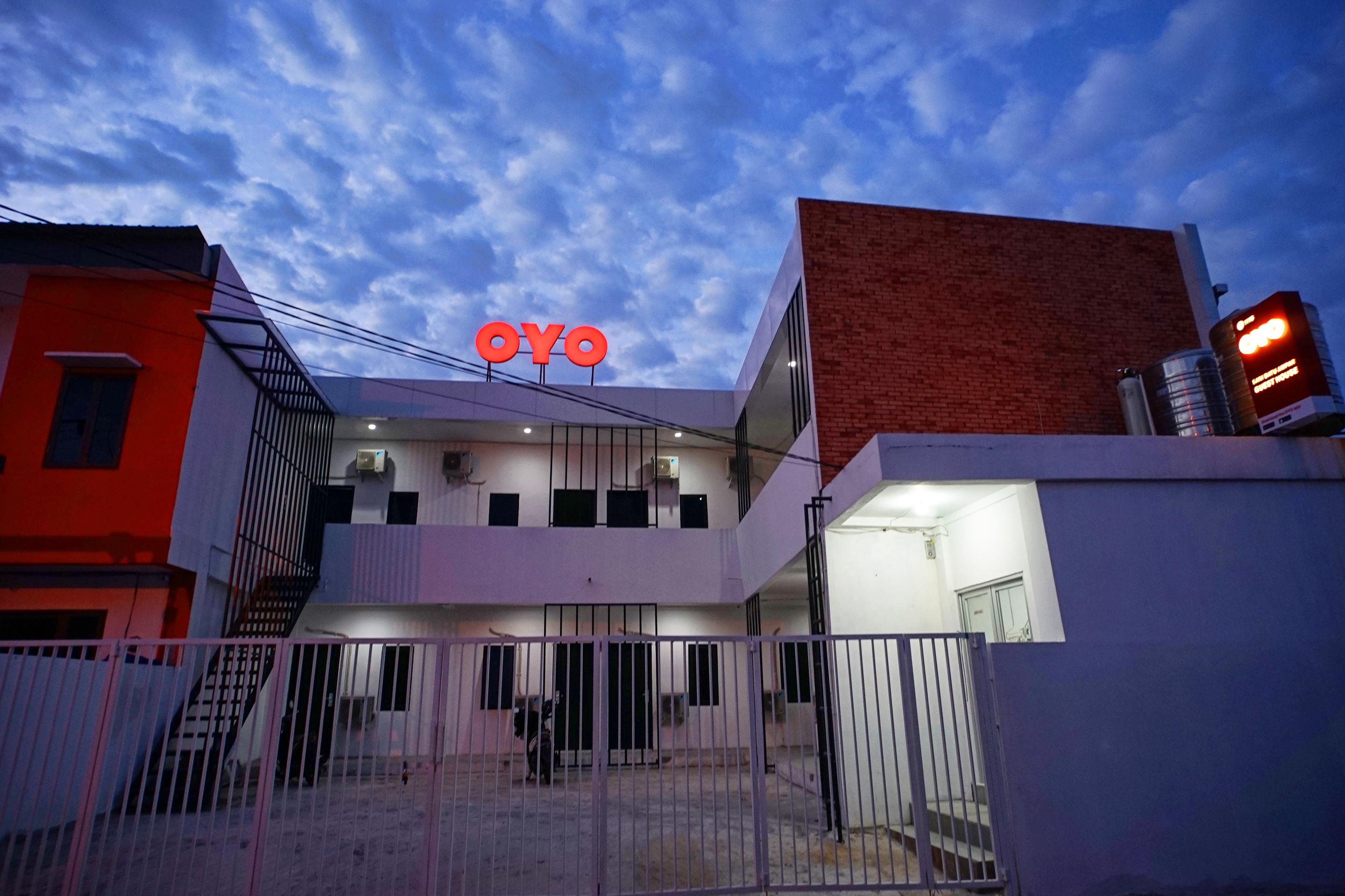 Reddoorz At Sani Guest House Balikpapan エクステリア 写真