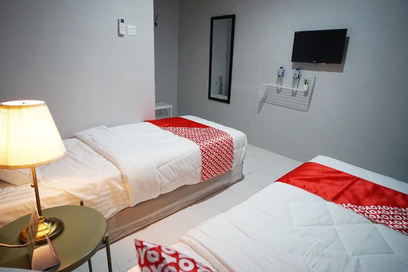 Reddoorz At Sani Guest House Balikpapan エクステリア 写真